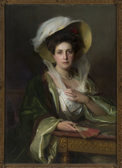 Portrait of a lady in a large hat