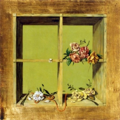 The shelf with roses