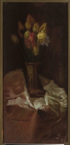 Flowers in a vase by Czesław Pełczyński