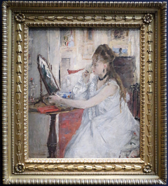 Young woman powdering