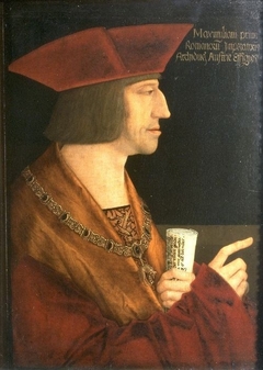 L'empereur Maximilien avec un manuscrit roulé by Bernhard Strigel