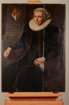 Portrait of a 30-year-old lady by anonymous painter