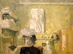 Femme en chapeau devant un bas-relief by Édouard Vuillard
